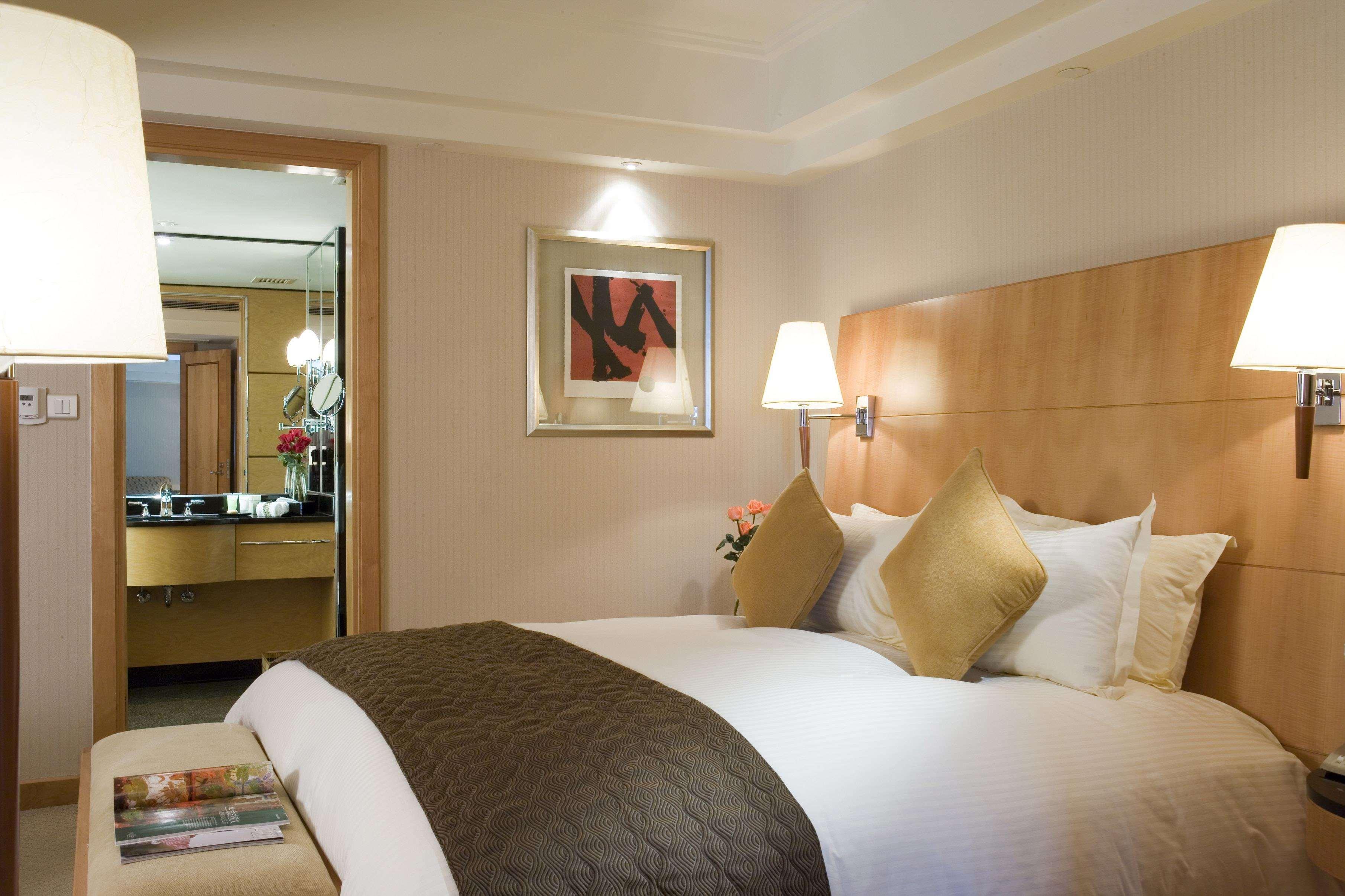 Doubletree By Hilton Pudong - Present Welcome Cookie Hotel