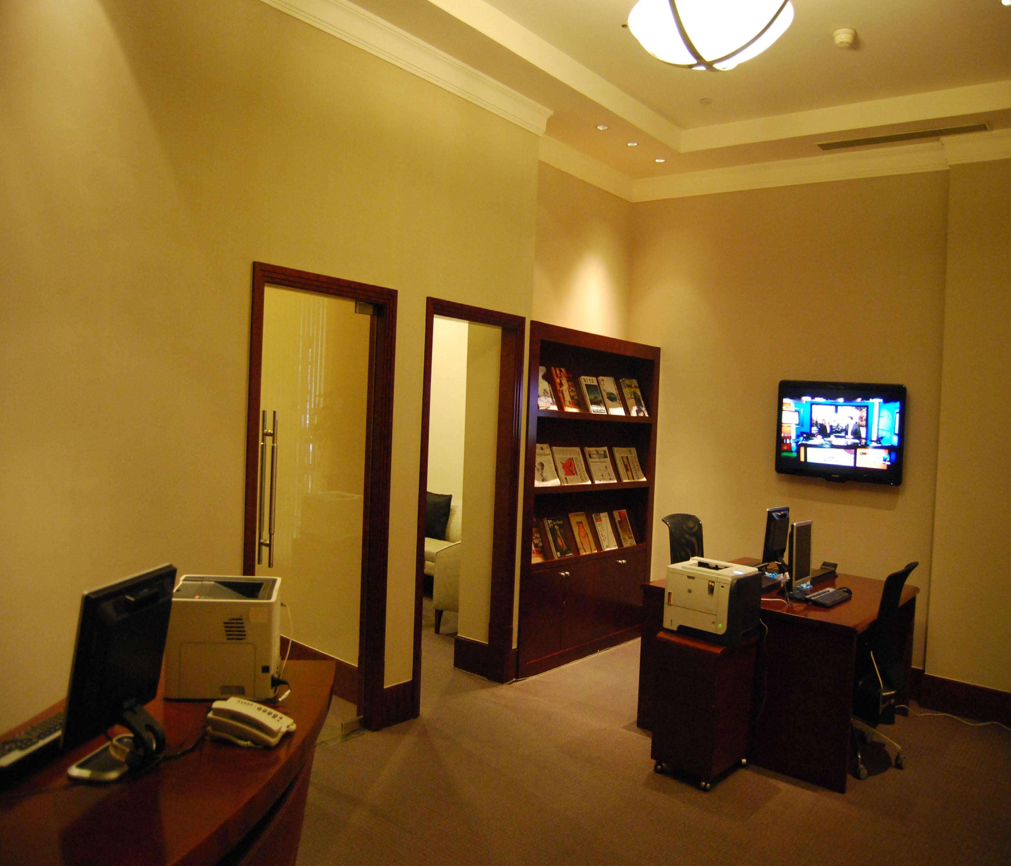 Doubletree By Hilton Pudong - Present Welcome Cookie Hotel Shanghai