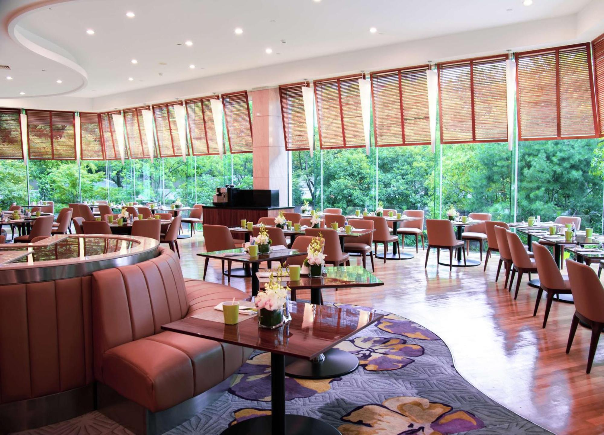 Hotel Doubletree By Hilton Pudong - Present Welcome Cookie Shanghai