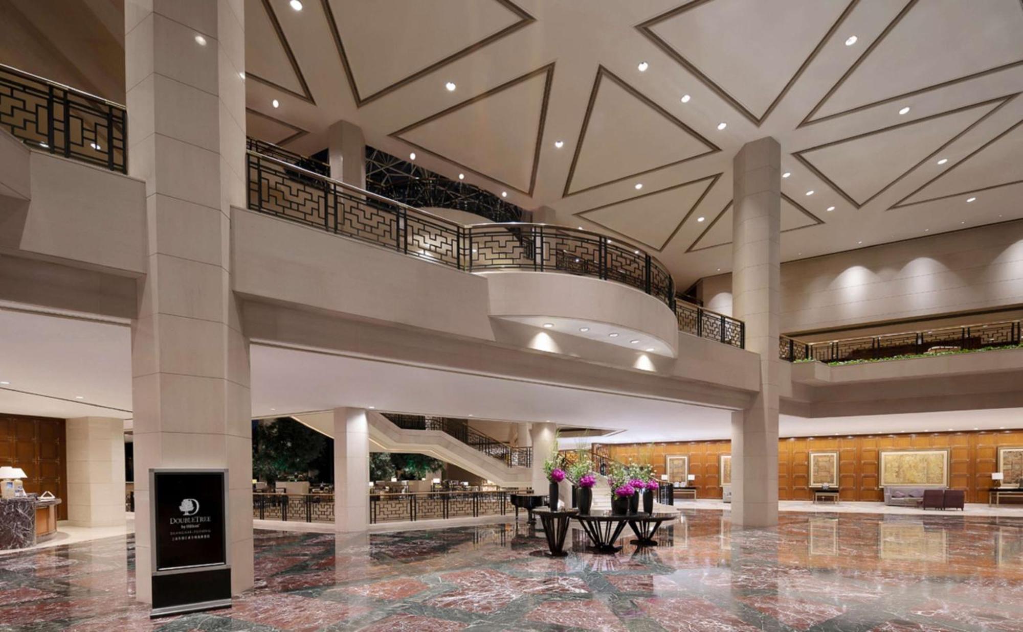 Doubletree By Hilton Pudong - Present Welcome Cookie Shanghai